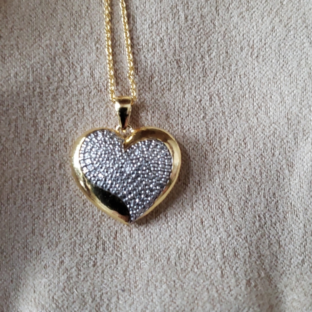 Jewelry - Picture 3 of 10